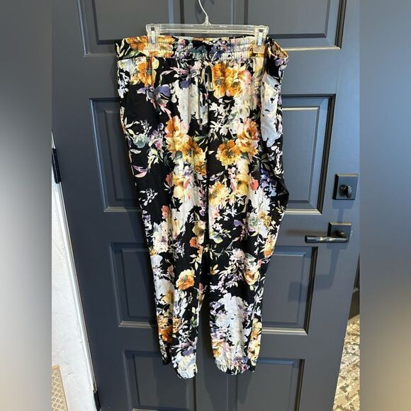Floral drawstring pants - Picture 1 of 6